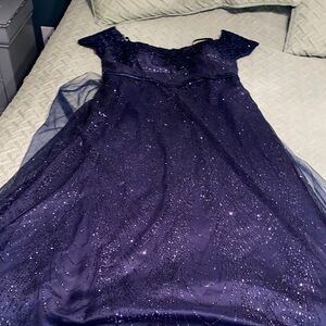 Elegant Navy Evening Gown